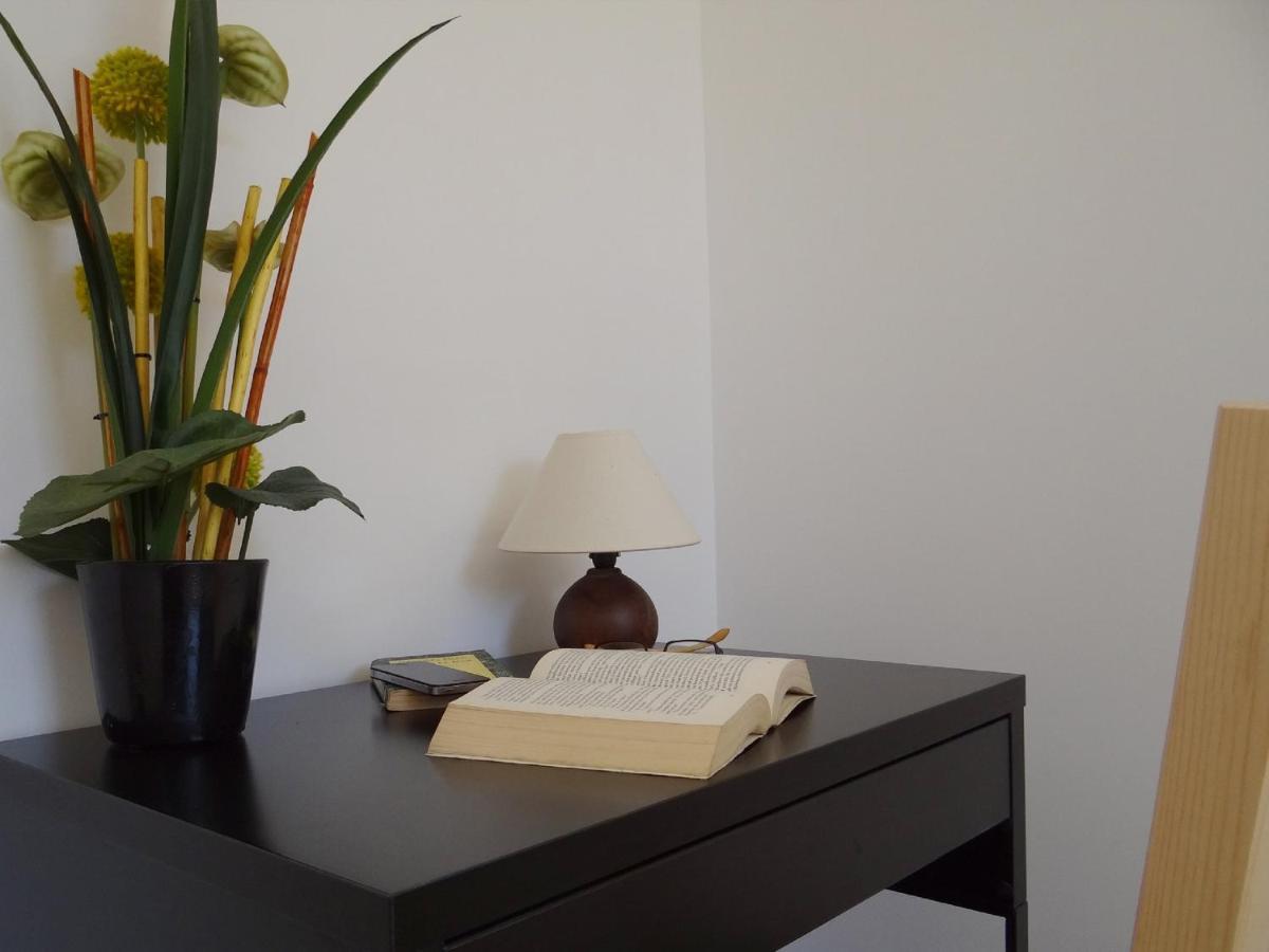 ברצלונה Hostal Balkonis מראה חיצוני תמונה
