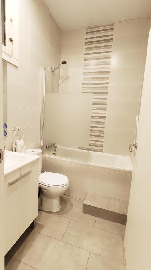 ברצלונה Hostal Balkonis מראה חיצוני תמונה